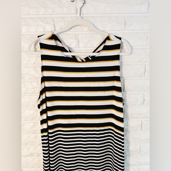 Striped and Stretchy Knot Back Maxi Loft Dress - Picture 3 of 5